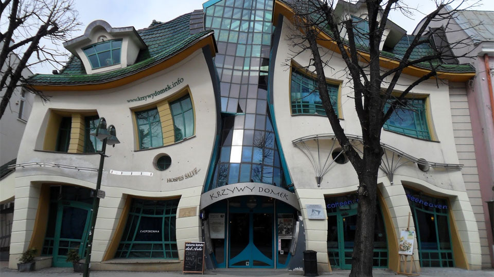 casas insólitas The Crooked House